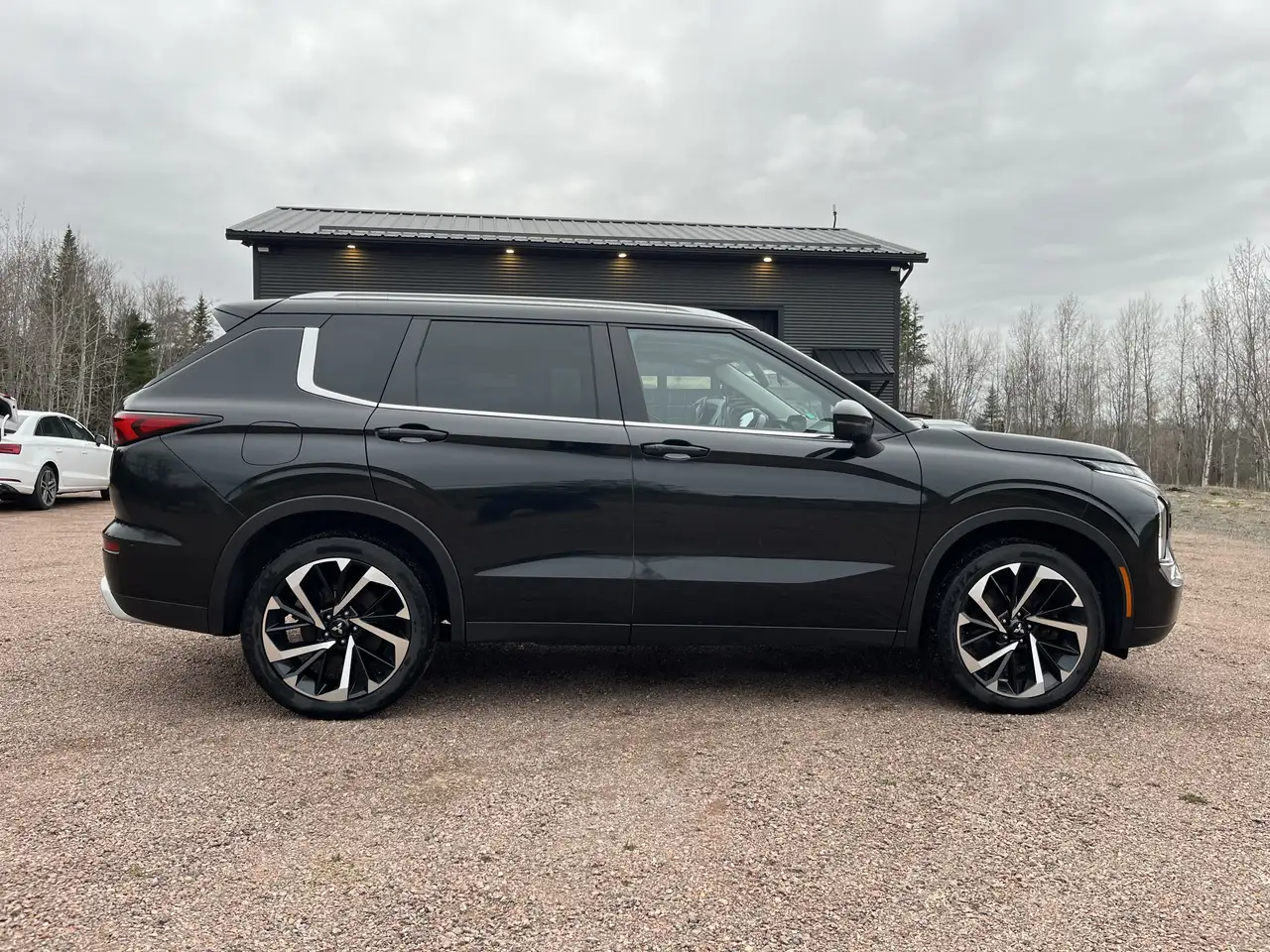 Mitsubishi Outlander снимка Mitsubishi Outlander