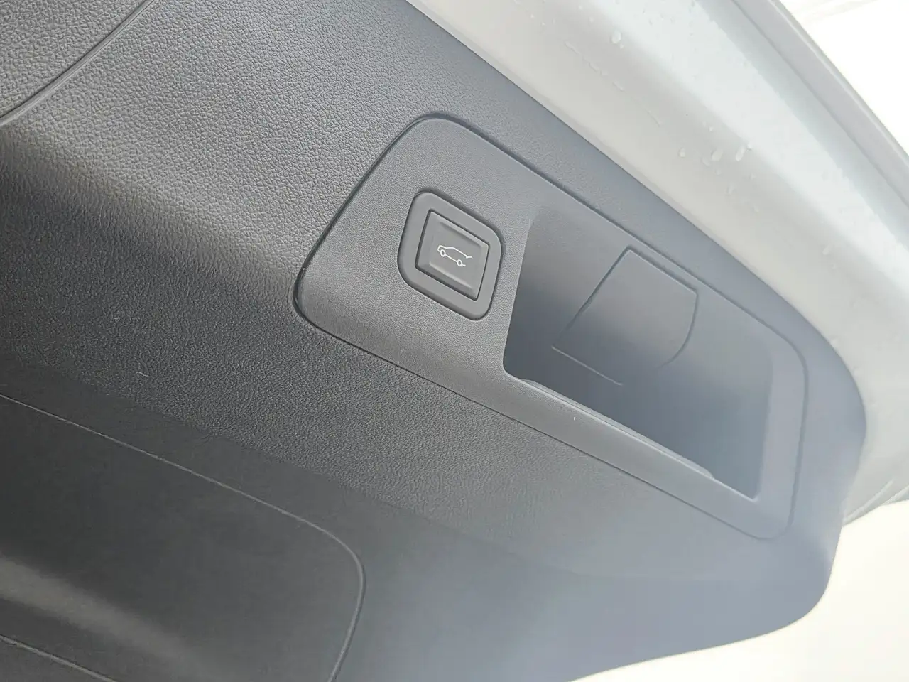 Buick Envision photo Buick Envision
