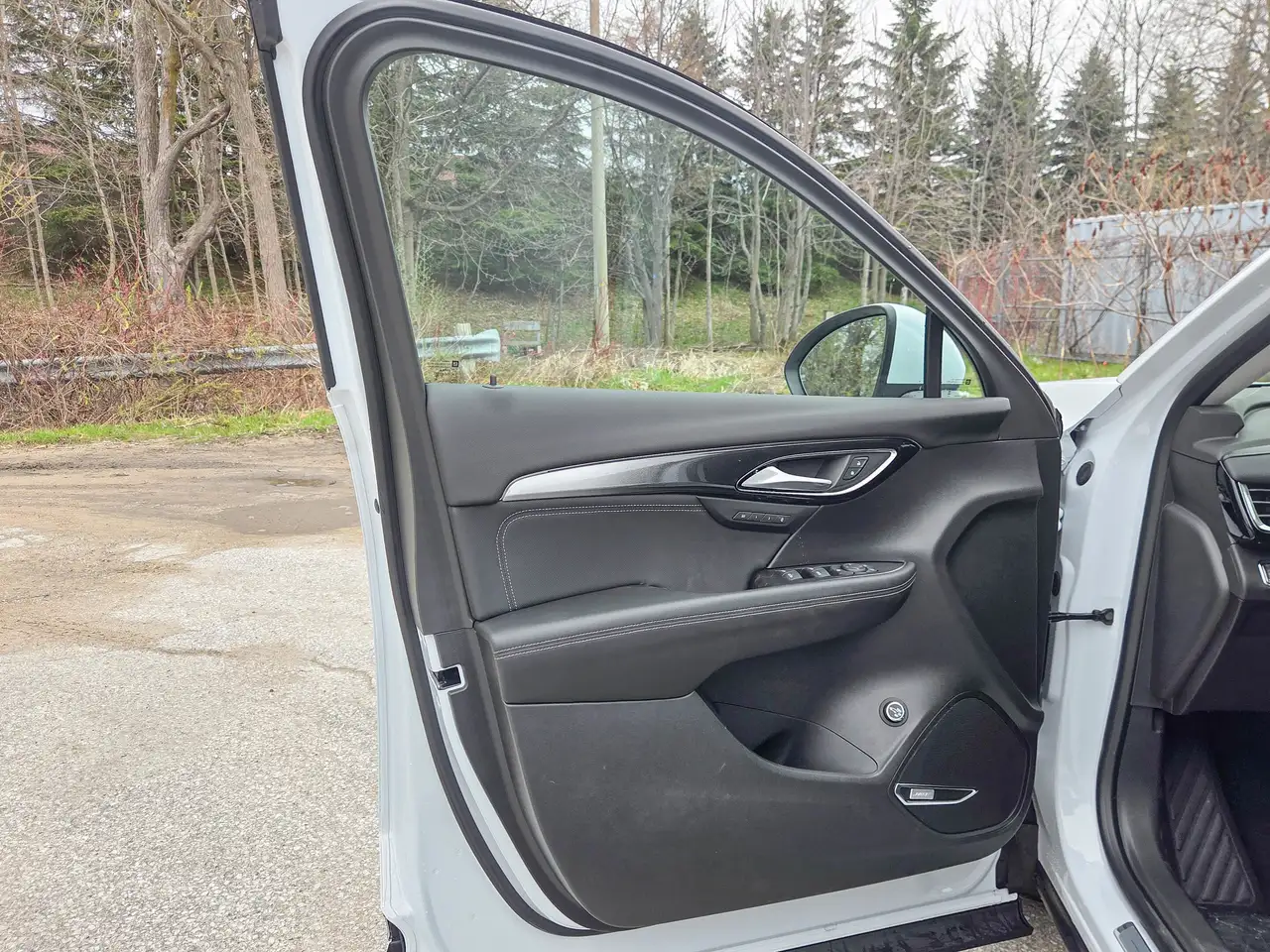 Buick Envision photo Buick Envision