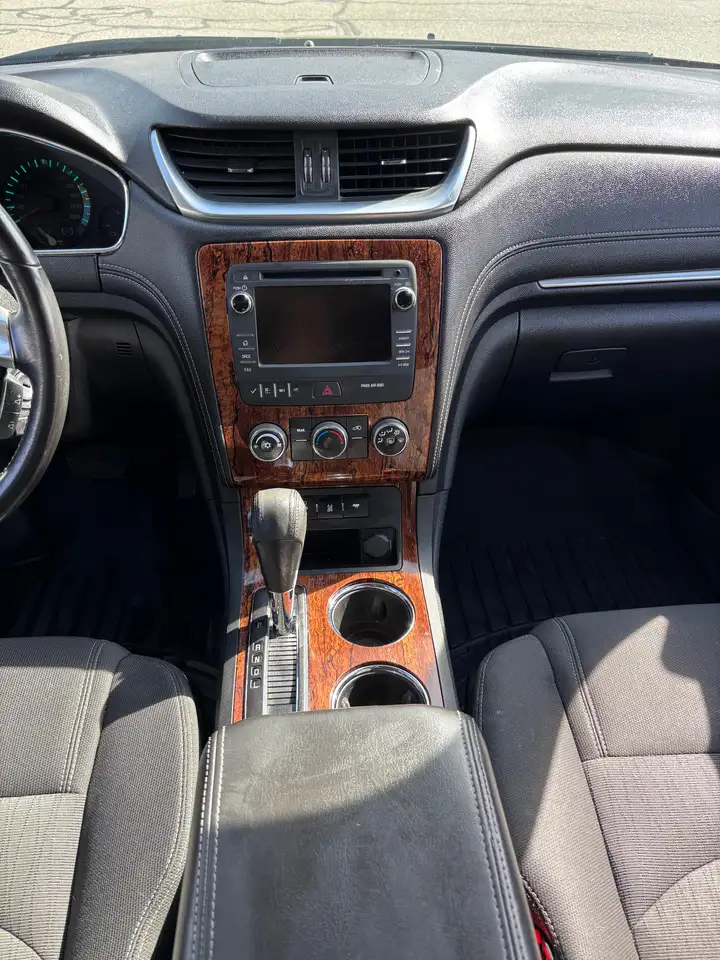 Chevrolet Traverse photo Chevrolet Traverse
