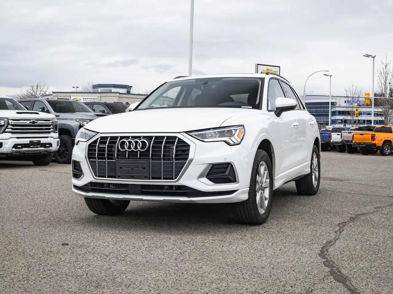 Audi Q3 photo Audi Q3