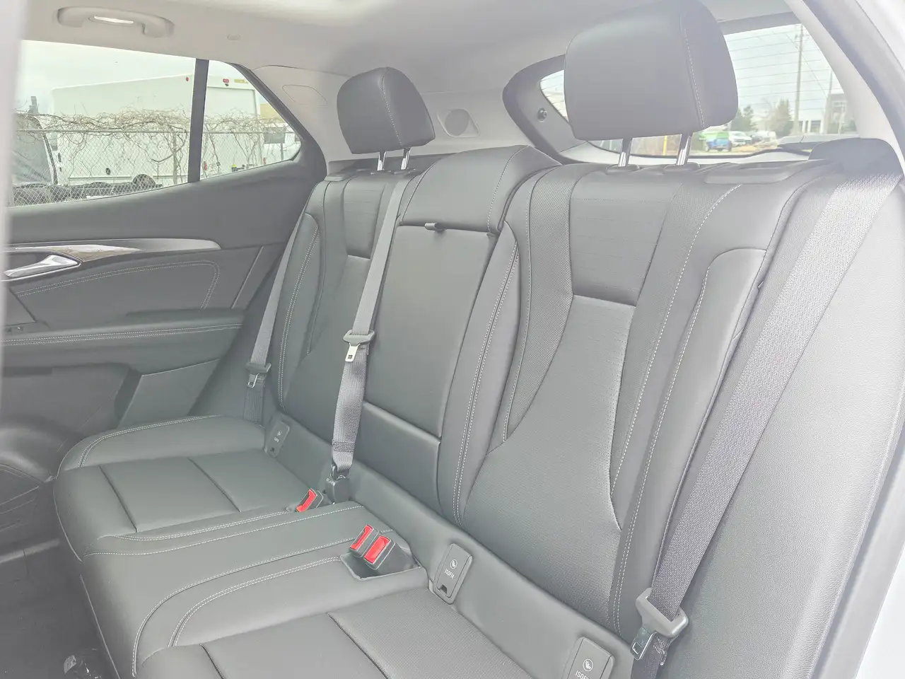 Buick Envision photo Buick Envision