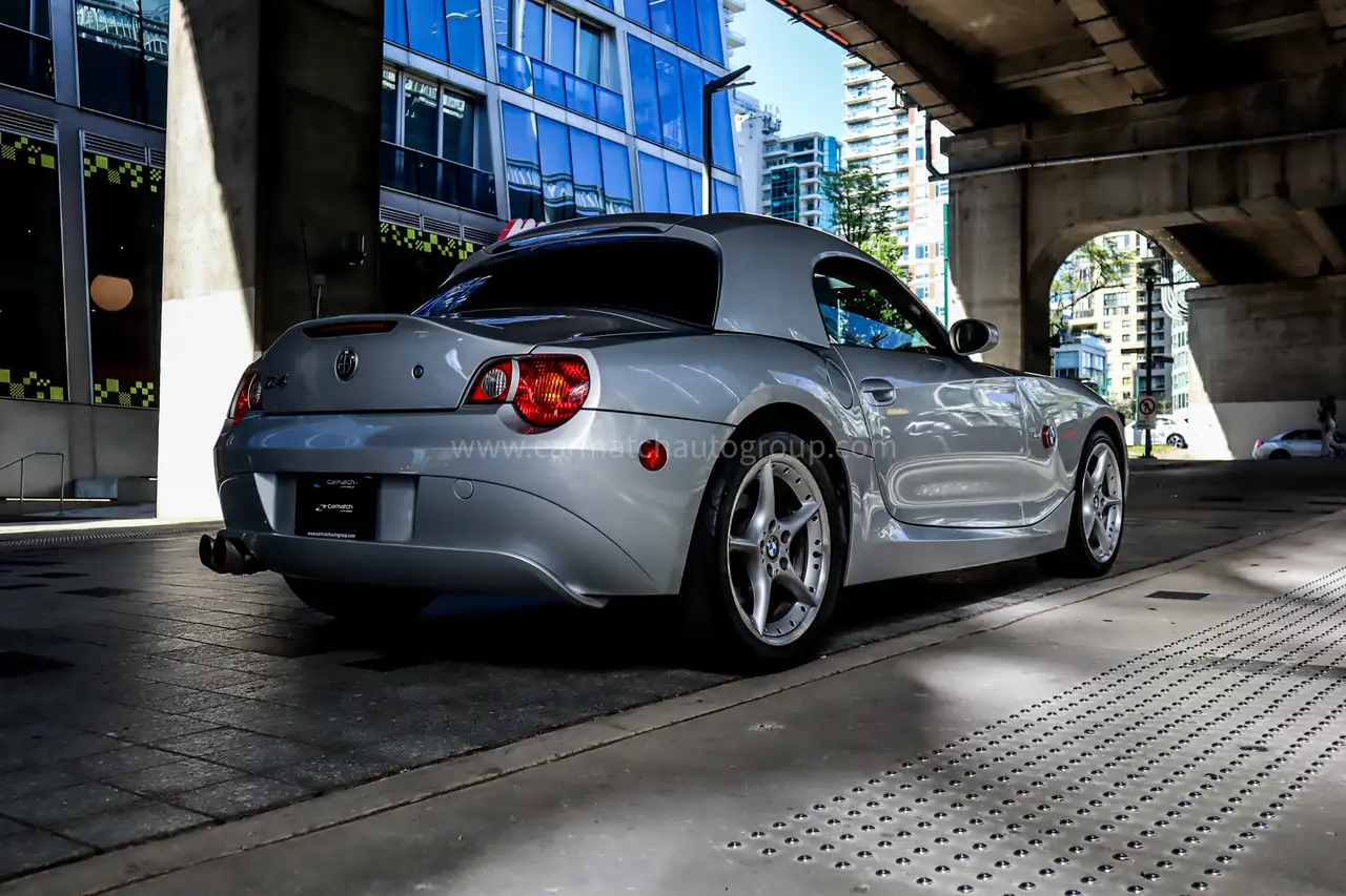 BMW Z4 photo BMW Z4