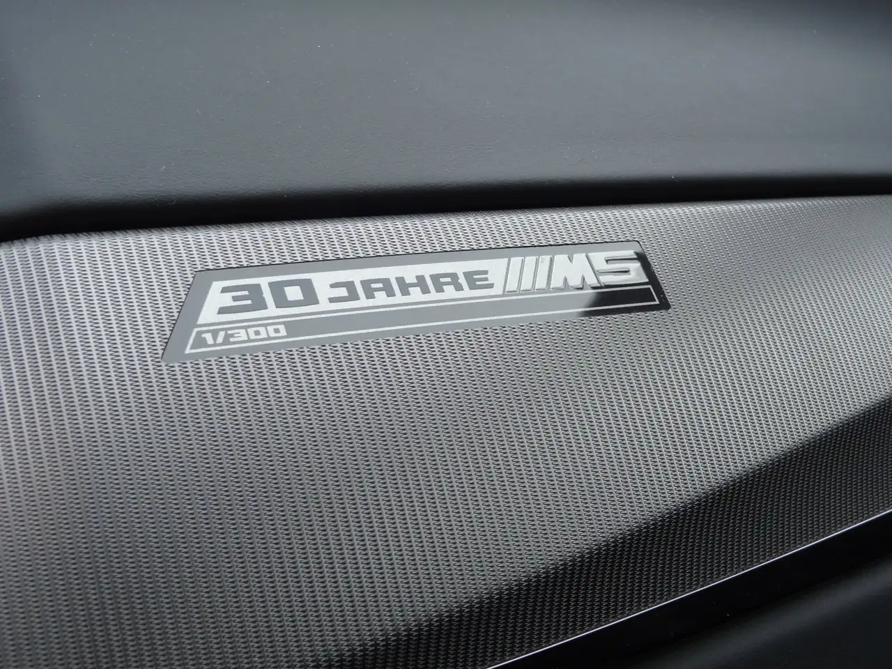 BMW M5 photo BMW M5