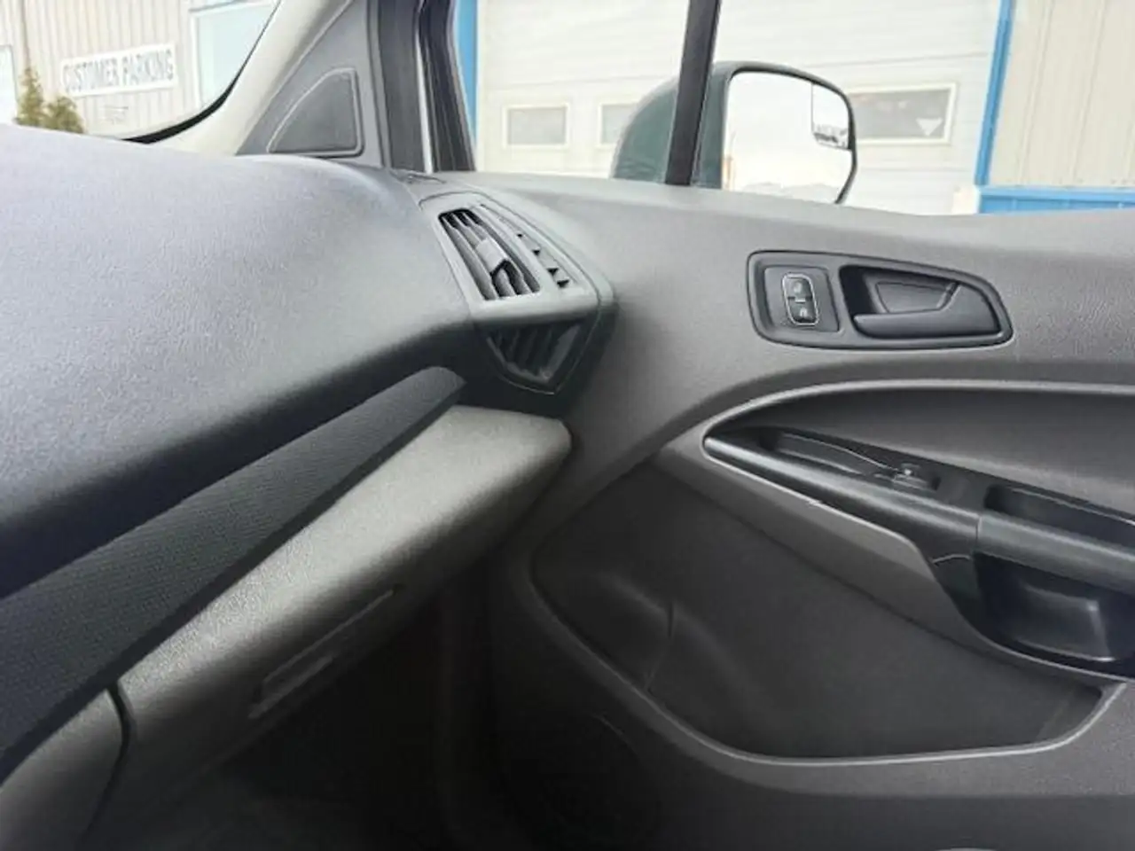 Ford Transit Connect fotografie Ford Transit Connect