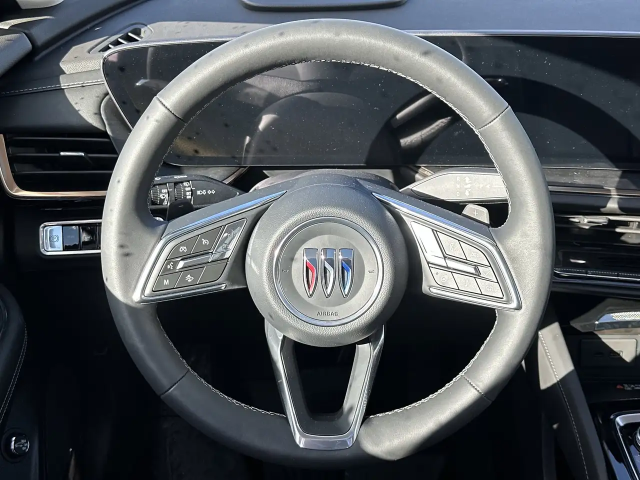 Buick Envision fotografie Buick Envision