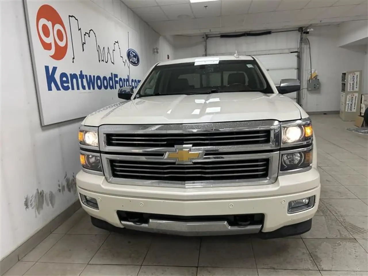 Chevrolet Silverado 1500 снимка Chevrolet Silverado 1500