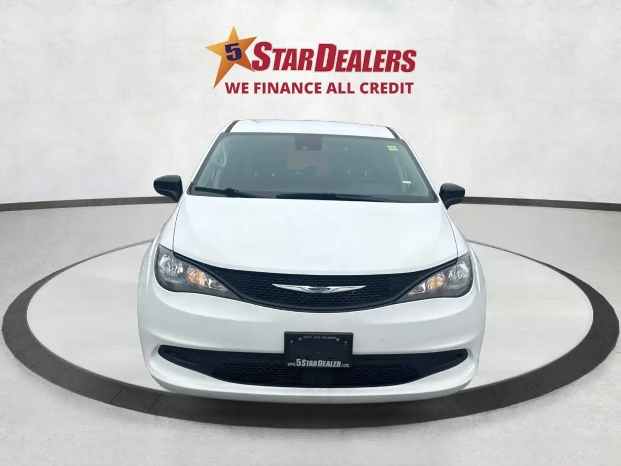 Chrysler Grand Caravan photo Chrysler Grand Caravan
