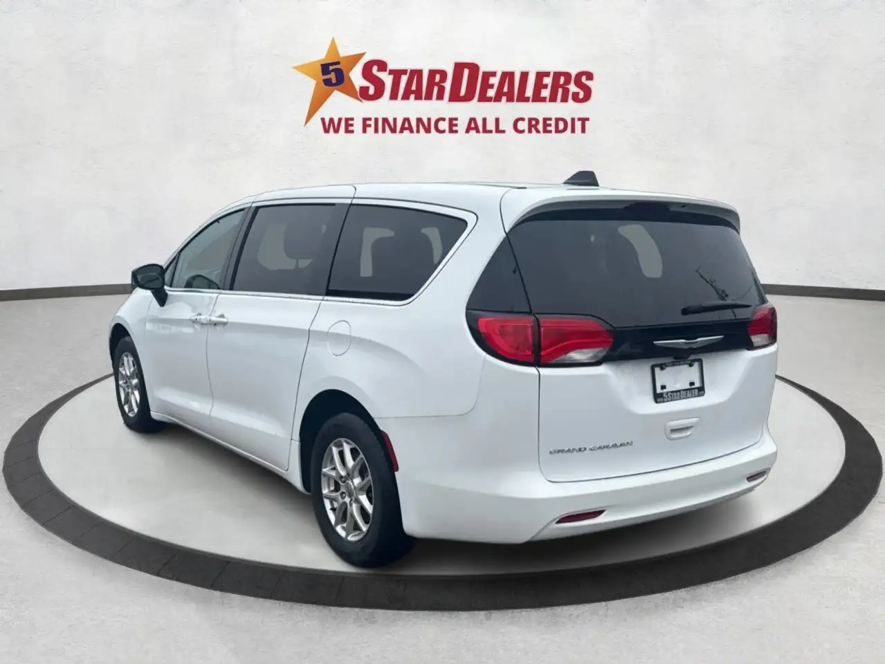 Chrysler Grand Caravan photo Chrysler Grand Caravan