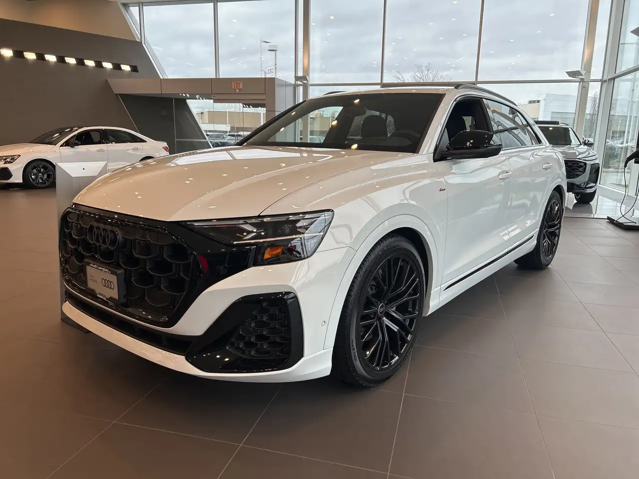 2026 Audi Q8 снимка 2026 Audi Q8