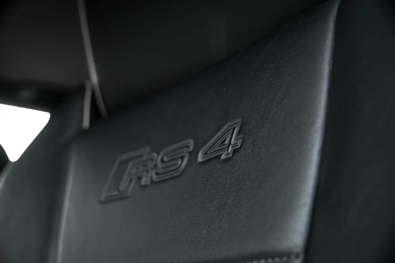 Audi RS4 снимка Audi RS4