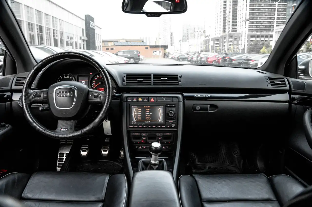 Audi RS4 снимка Audi RS4