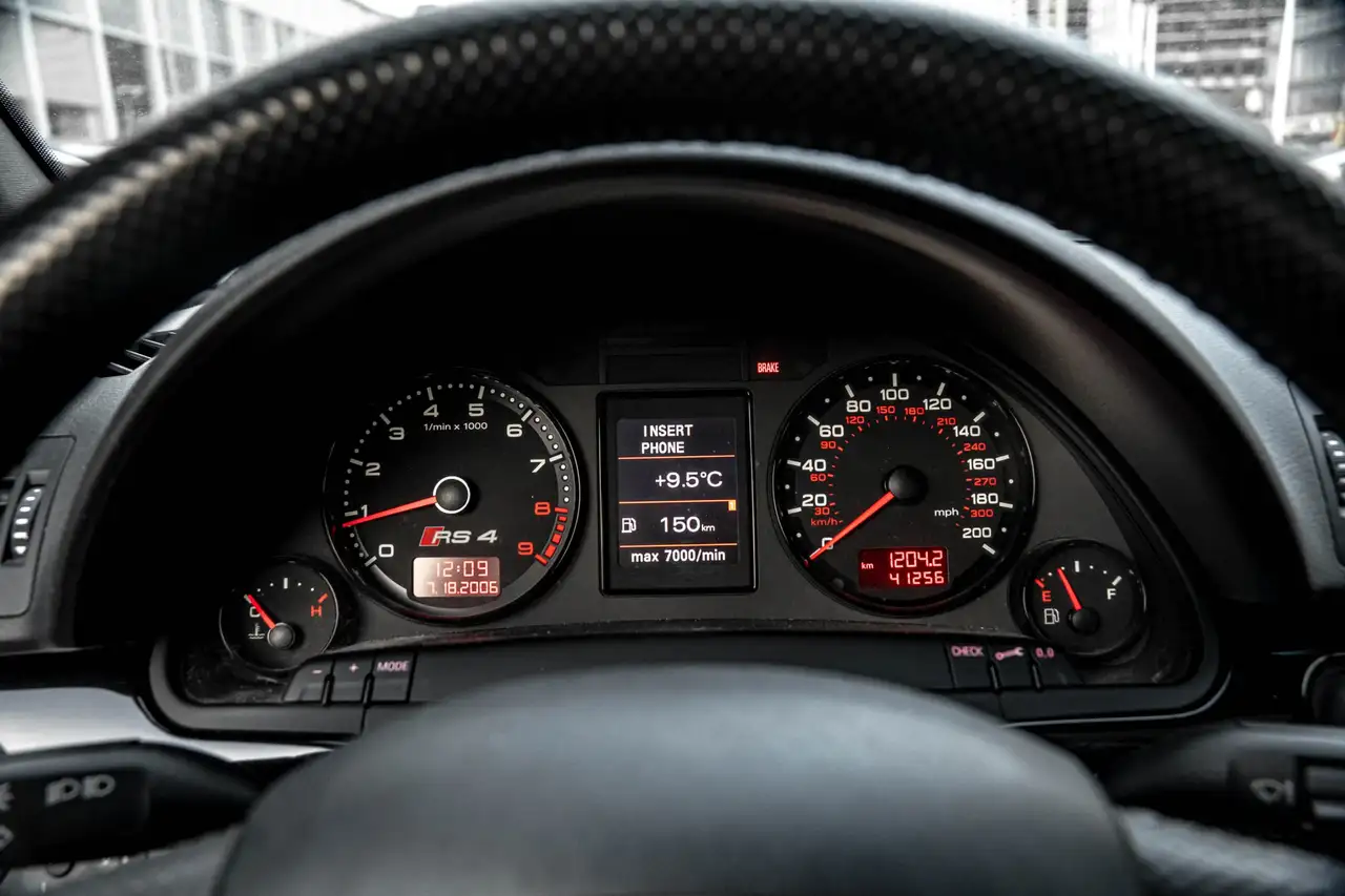 Audi RS4 снимка Audi RS4