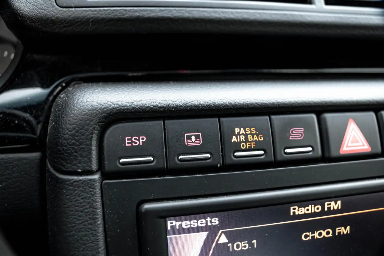 Audi RS4 снимка Audi RS4
