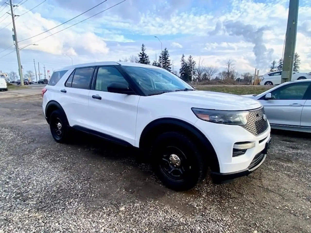 Ford Police Interceptor Utility снимка Ford Police Interceptor Utility
