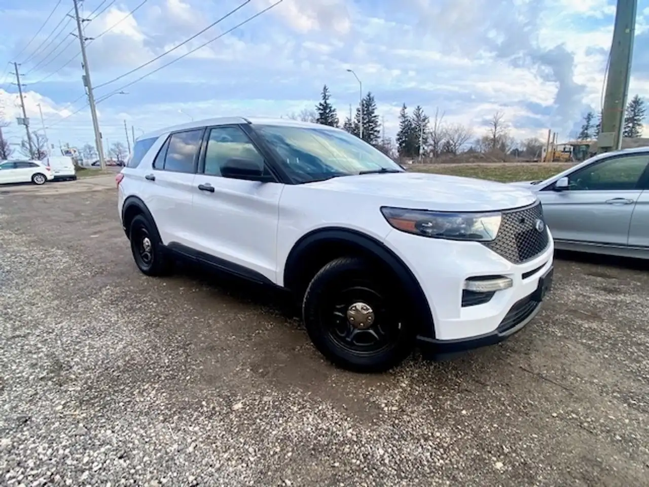 Ford Police Interceptor Utility снимка Ford Police Interceptor Utility