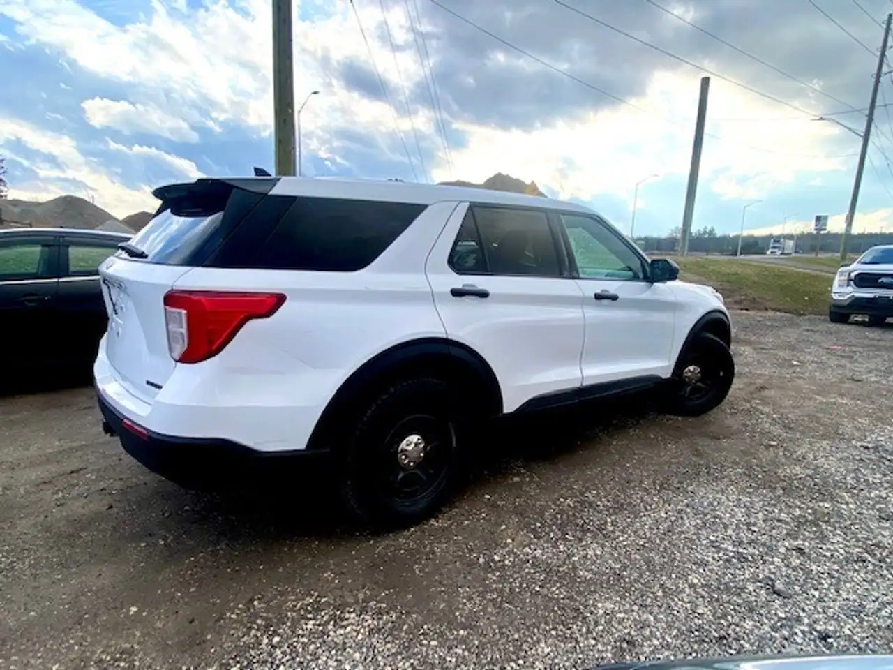 Ford Police Interceptor Utility снимка Ford Police Interceptor Utility