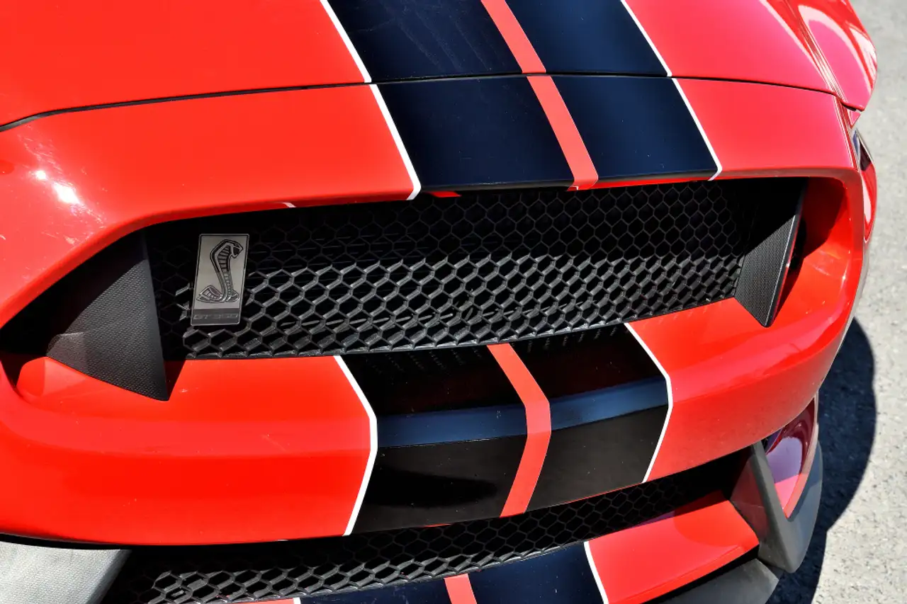 Ford Mustang снимка Ford Mustang