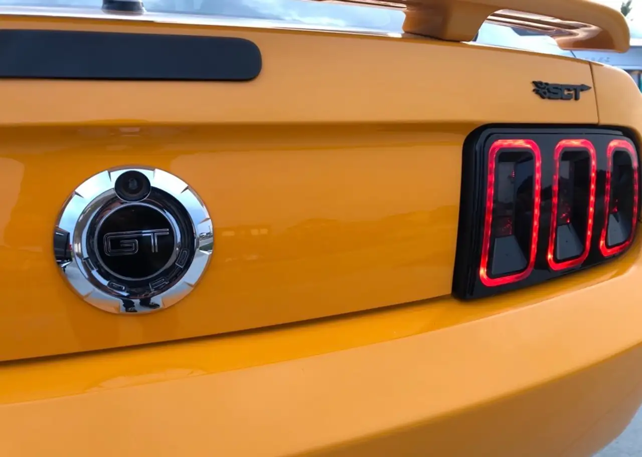 Ford Mustang photo Ford Mustang