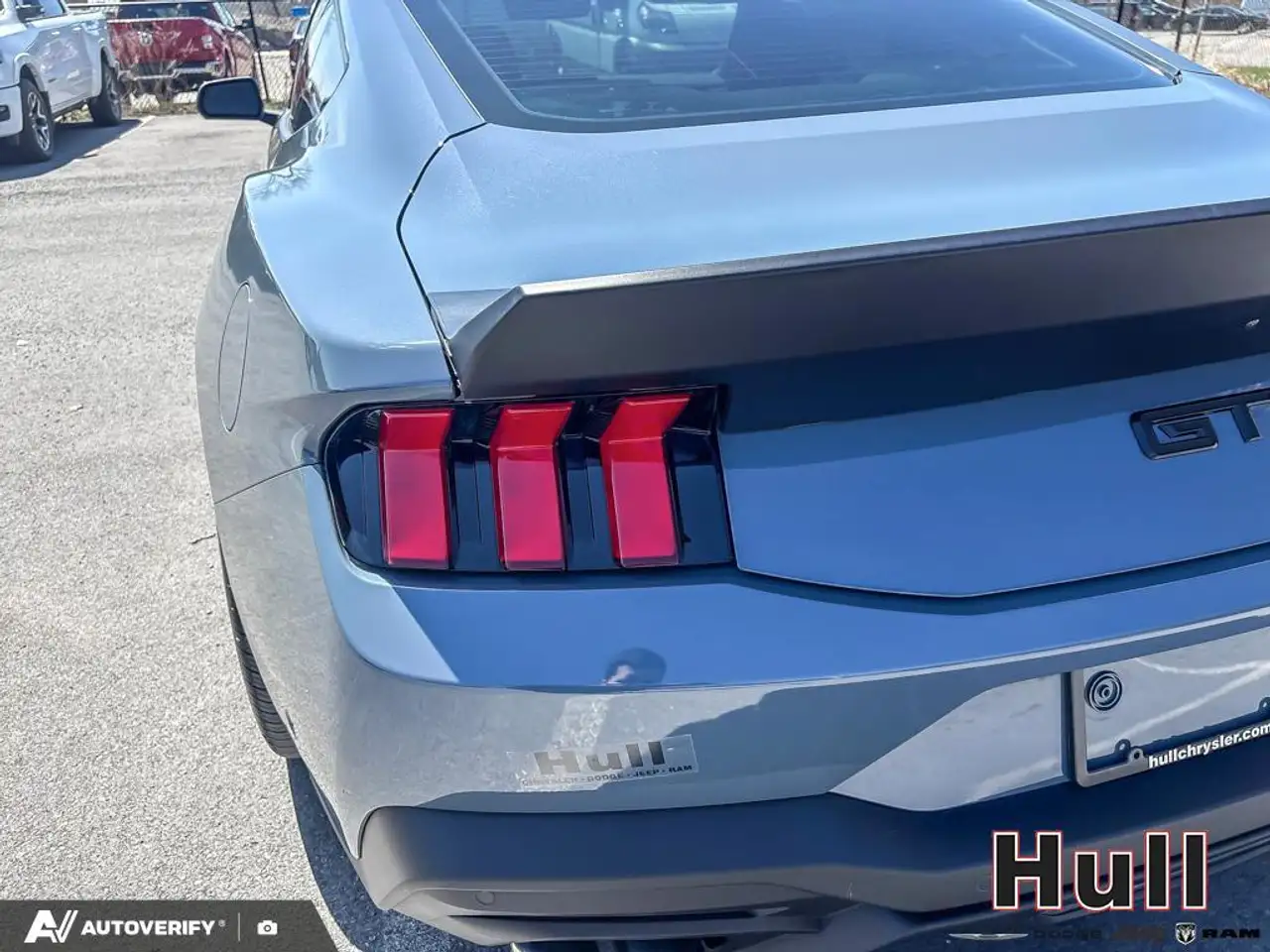 Ford Mustang снимка Ford Mustang