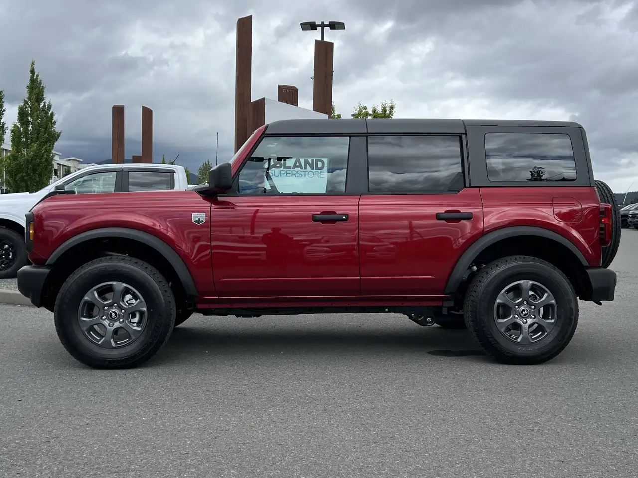 Ford Bronco photo Ford Bronco