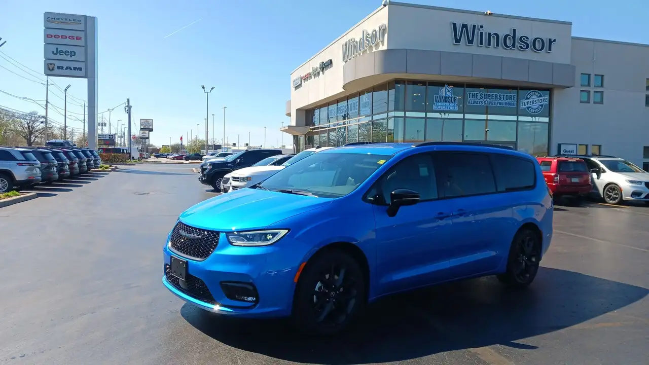 2026 Chrysler Pacifica