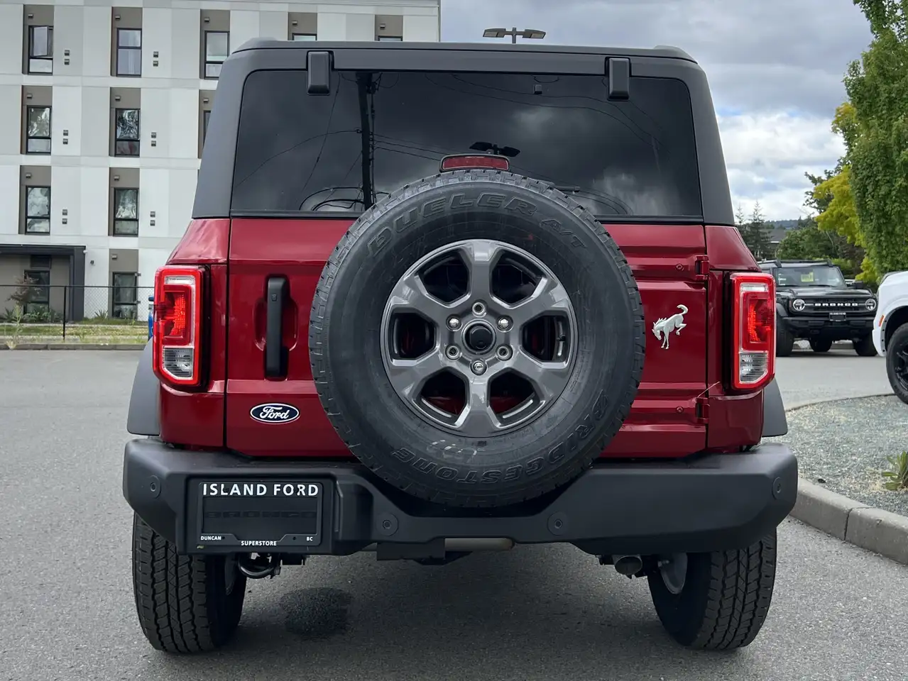 Ford Bronco photo Ford Bronco