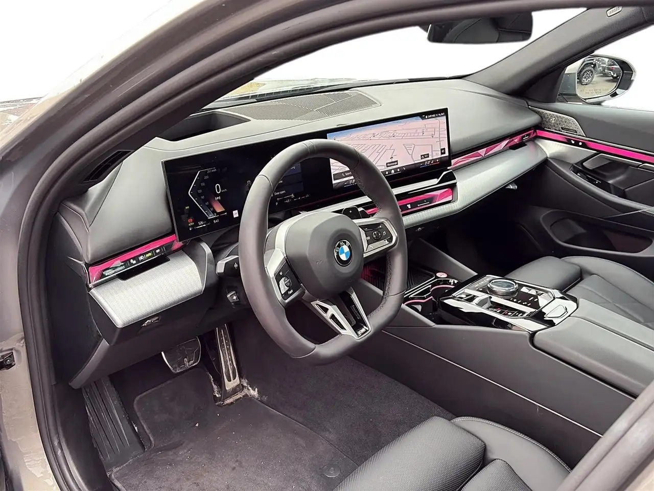 BMW 5 Series снимка BMW 5 Series