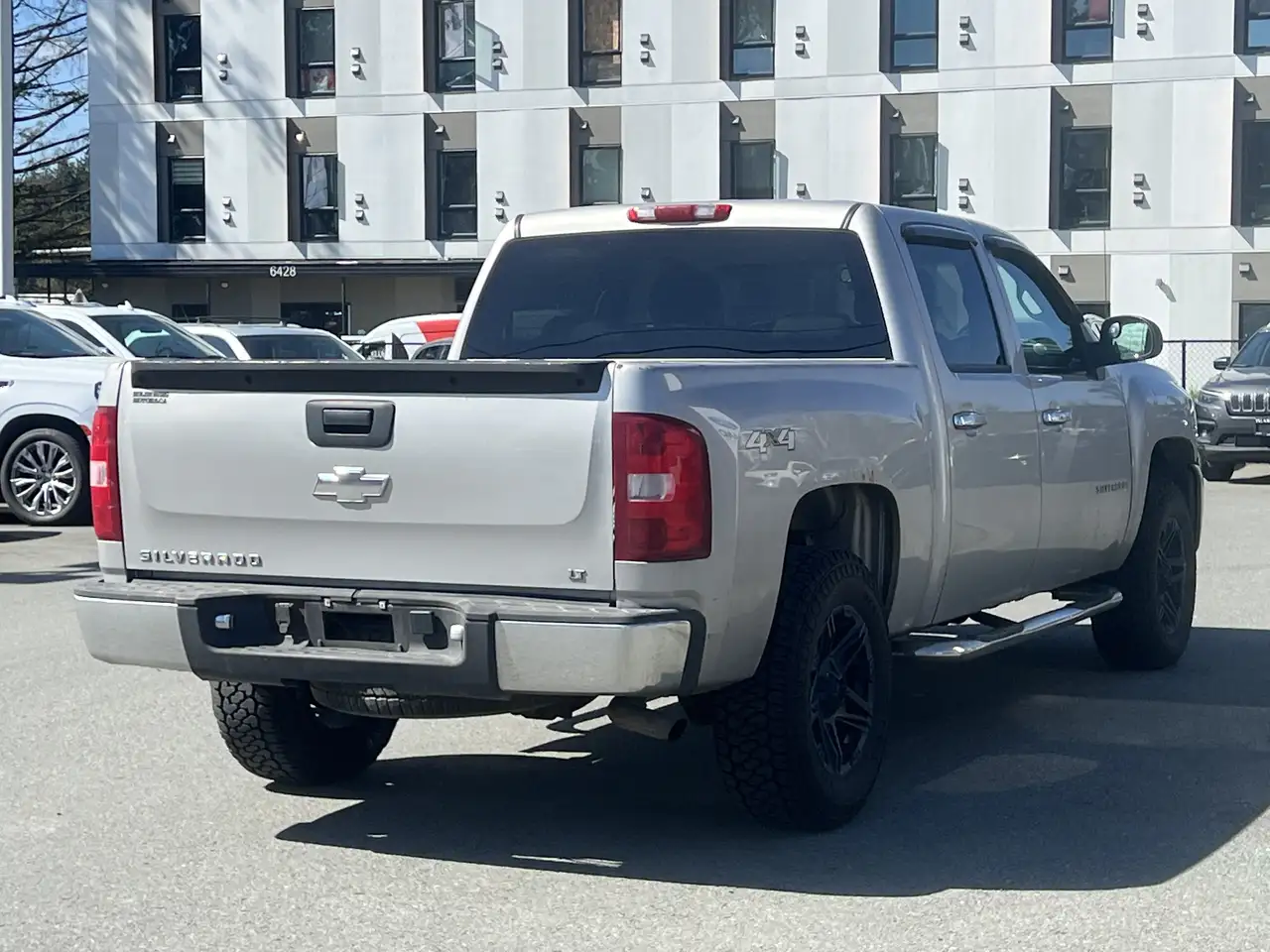 Chevrolet Silverado 1500 снимка Chevrolet Silverado 1500