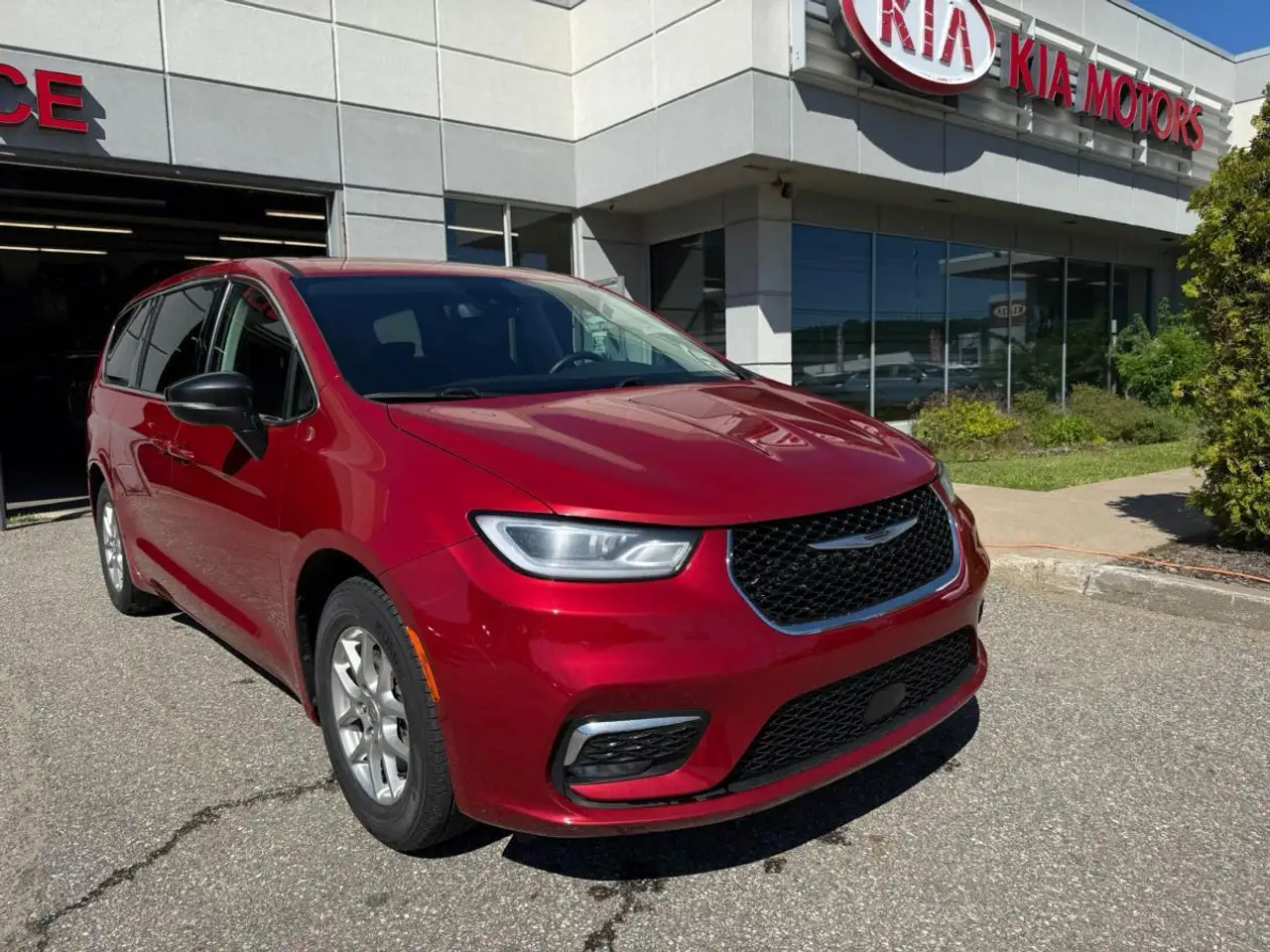 2024 Chrysler Pacifica