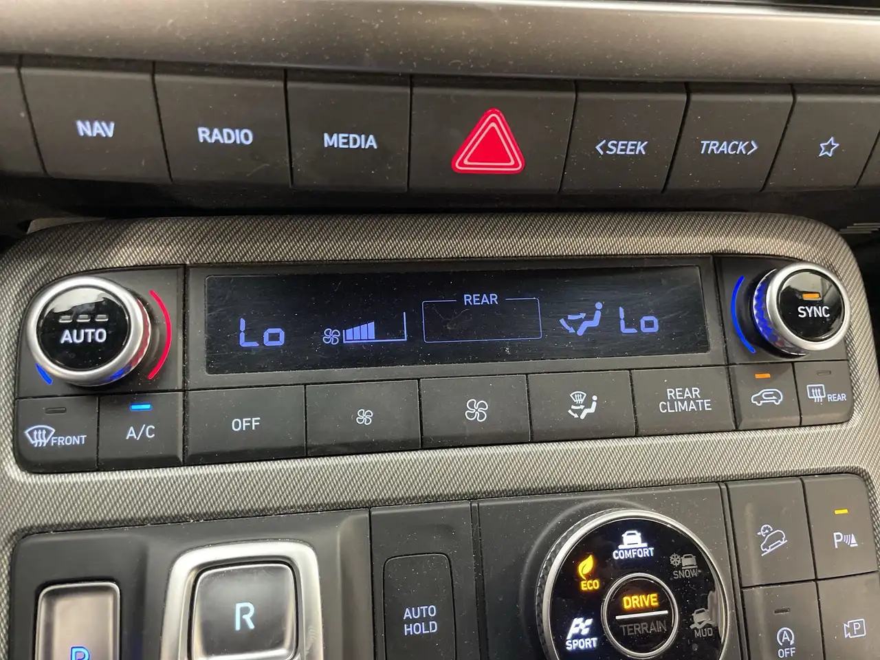 Hyundai PALISADE снимка Hyundai PALISADE