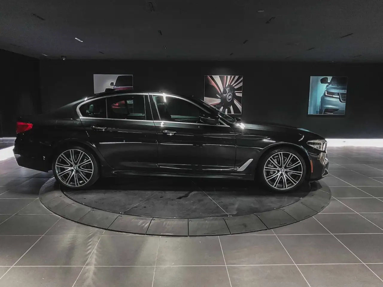 BMW 5 Series fotografie BMW 5 Series