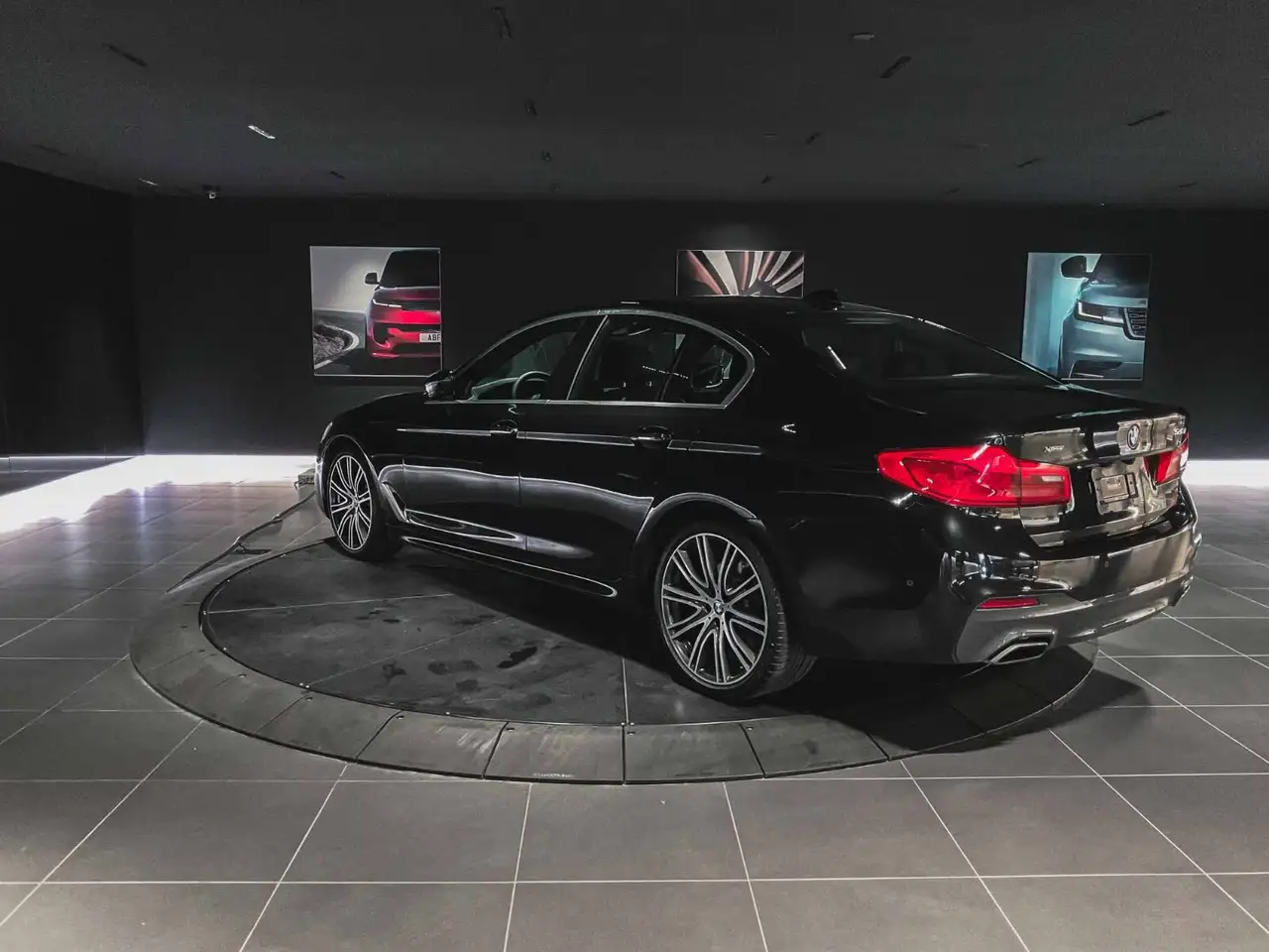 BMW 5 Series fotografie BMW 5 Series