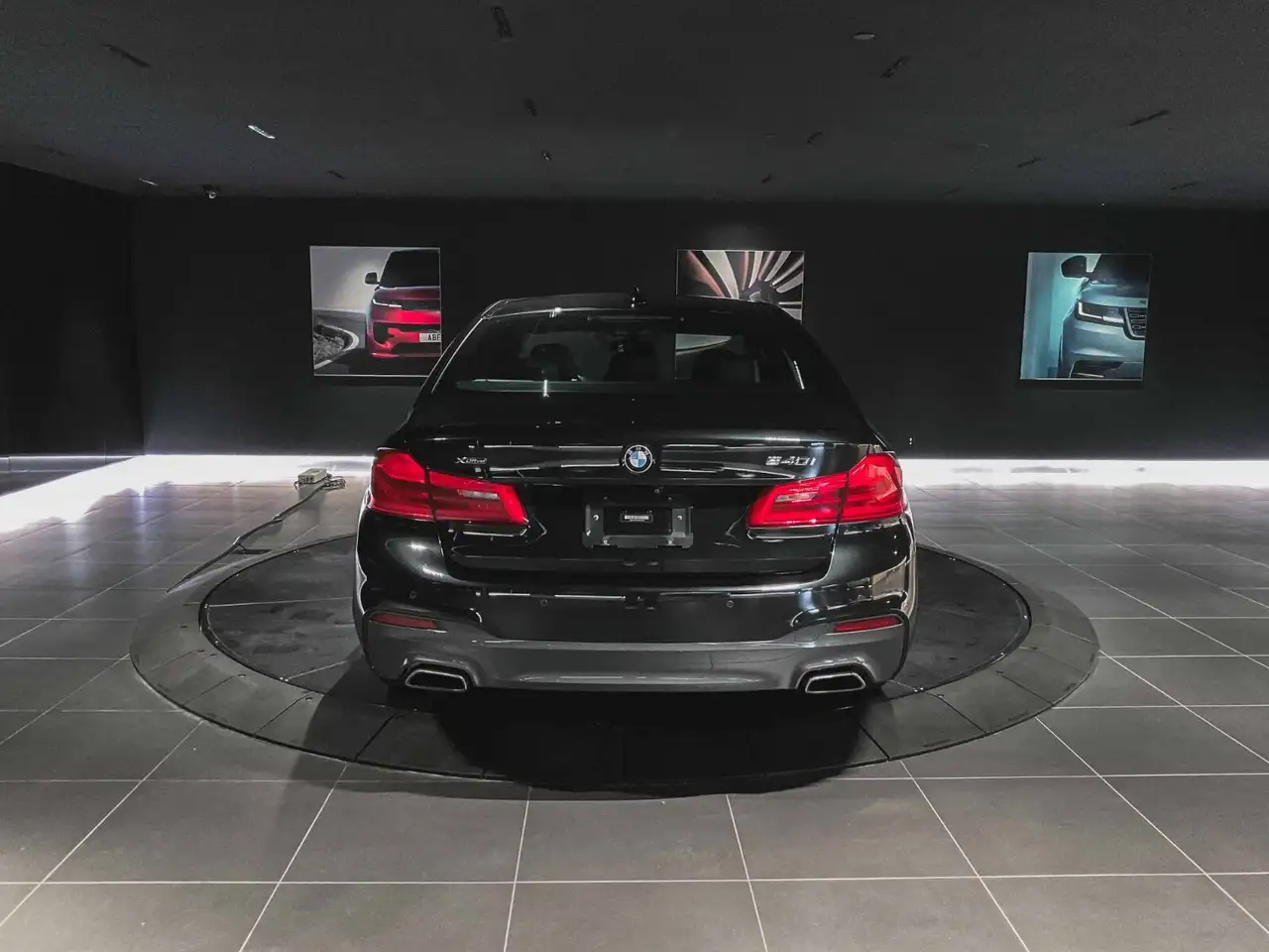 BMW 5 Series fotografie BMW 5 Series