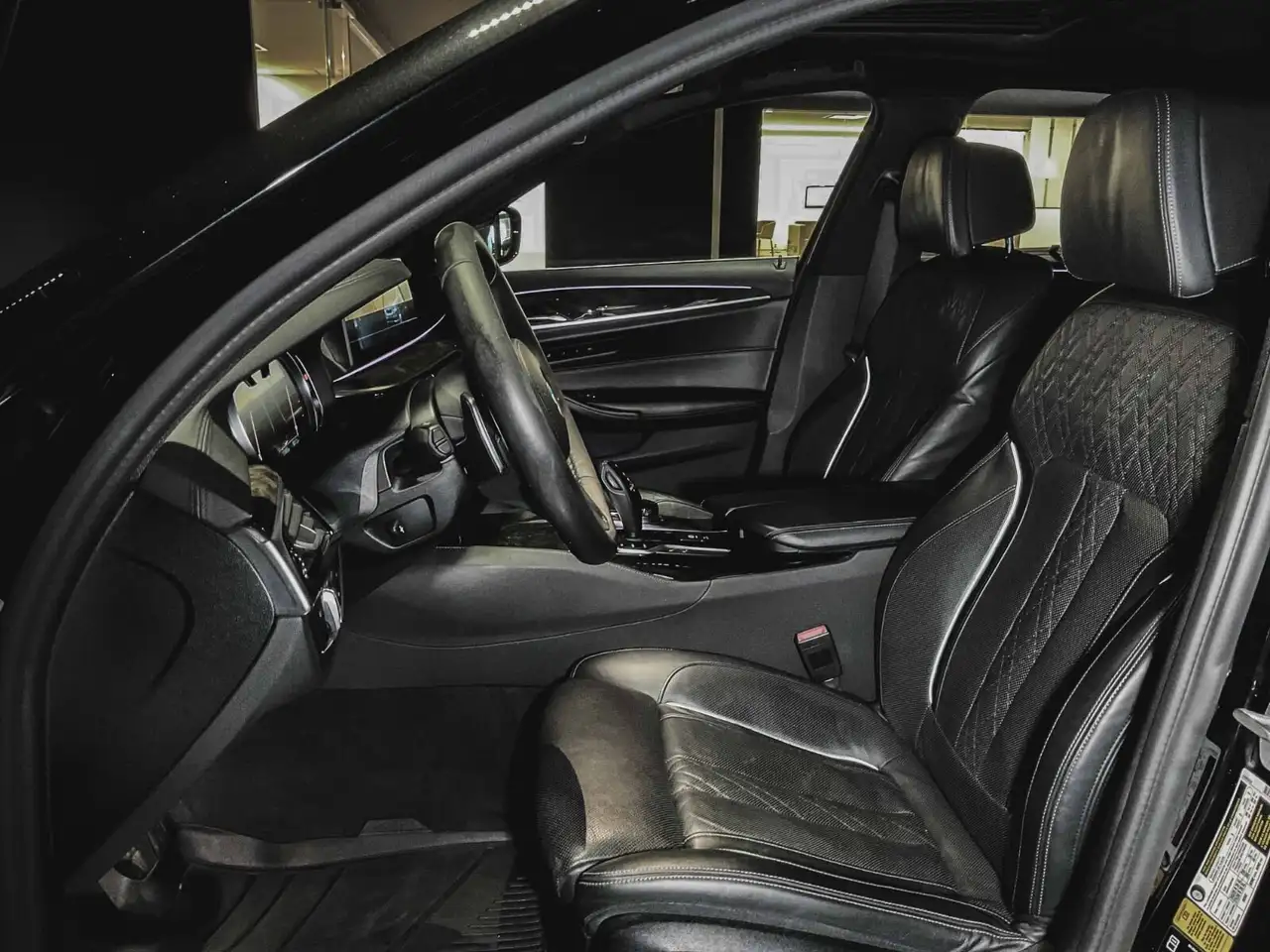 BMW 5 Series fotografie BMW 5 Series