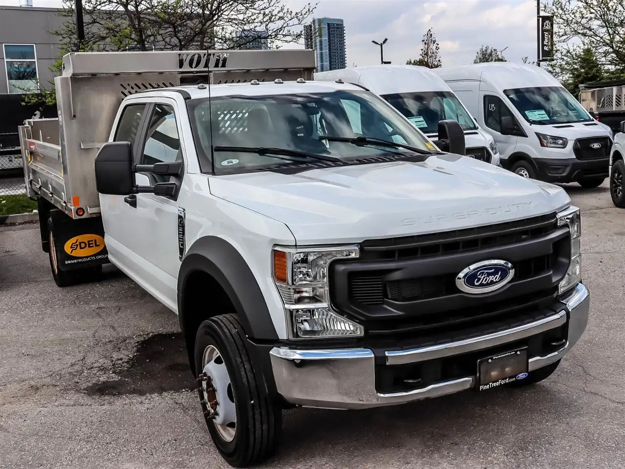 Ford F-550 Super Duty снимка Ford F-550 Super Duty