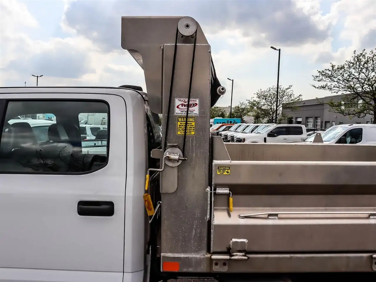 Ford F-550 Super Duty снимка Ford F-550 Super Duty