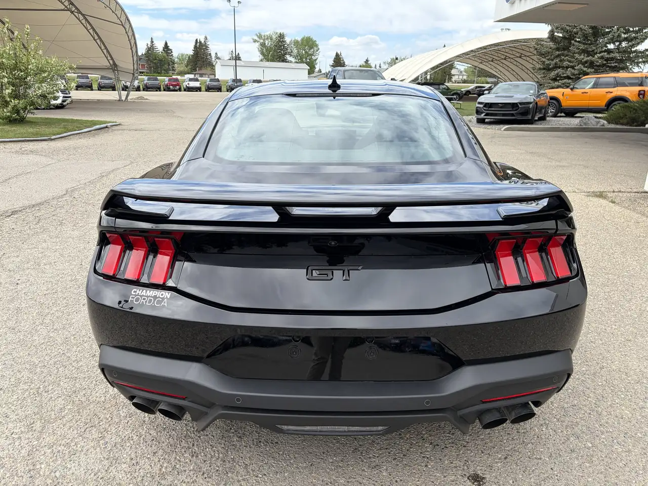 Ford Mustang снимка Ford Mustang