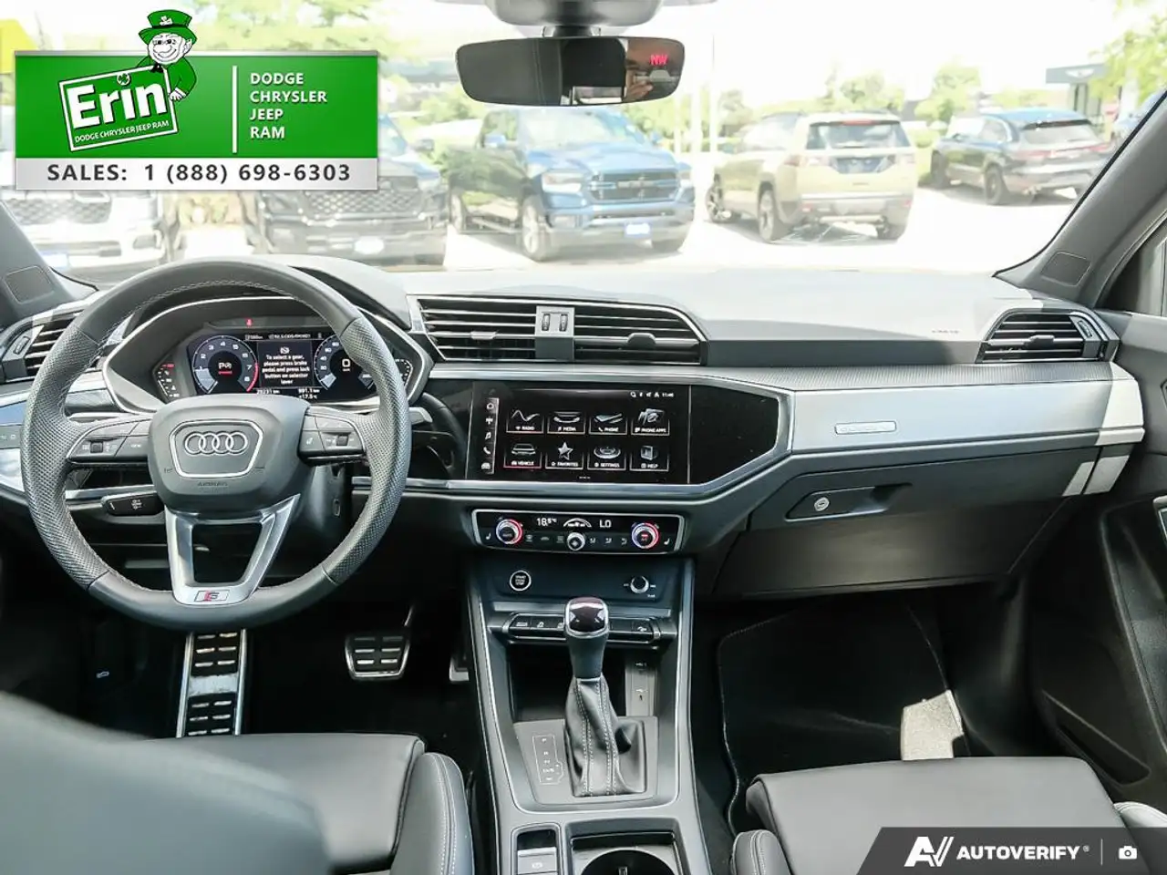 Audi Q3 fotografie Audi Q3