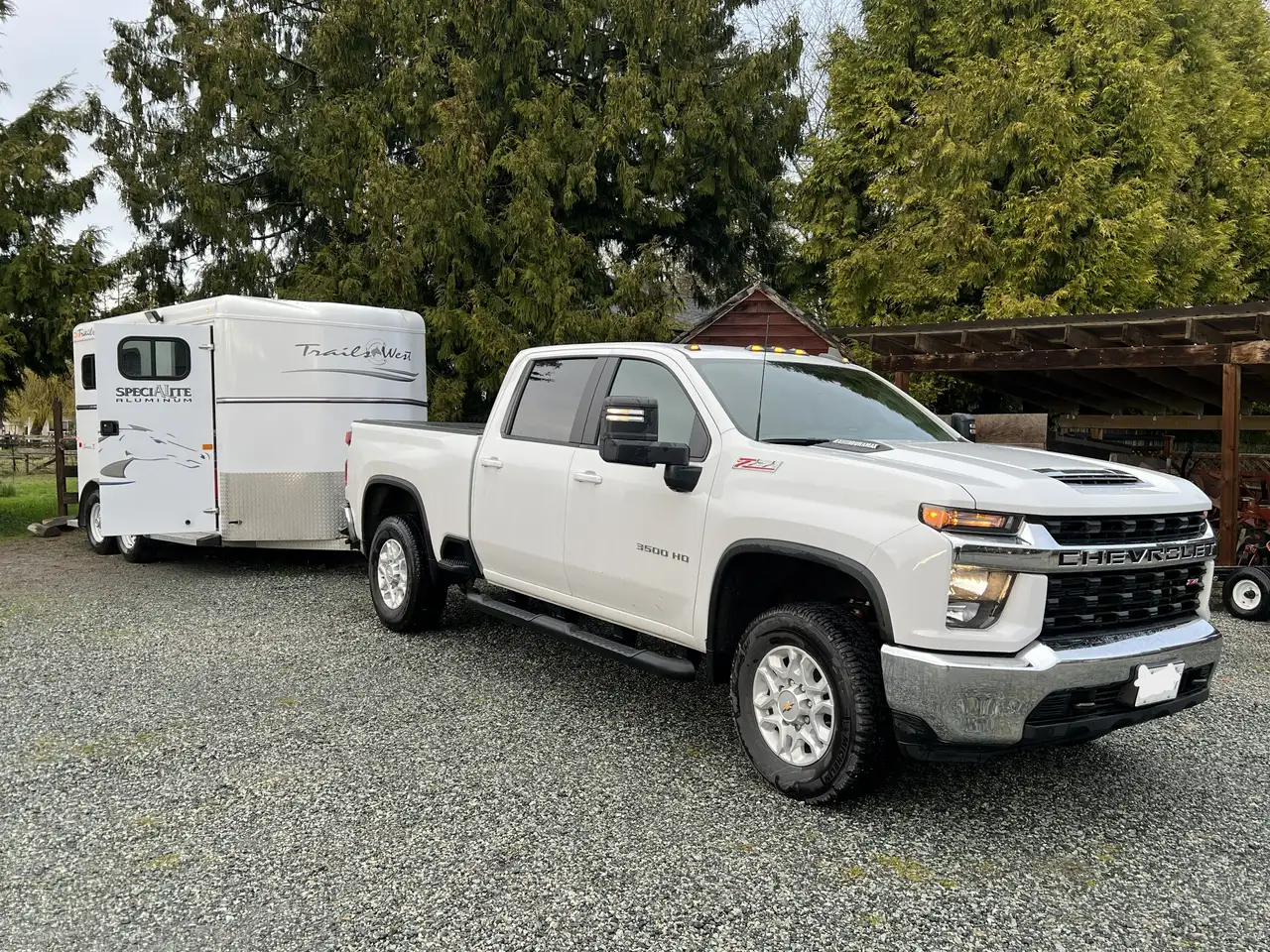 Chevrolet Silverado 3500 photo Chevrolet Silverado 3500
