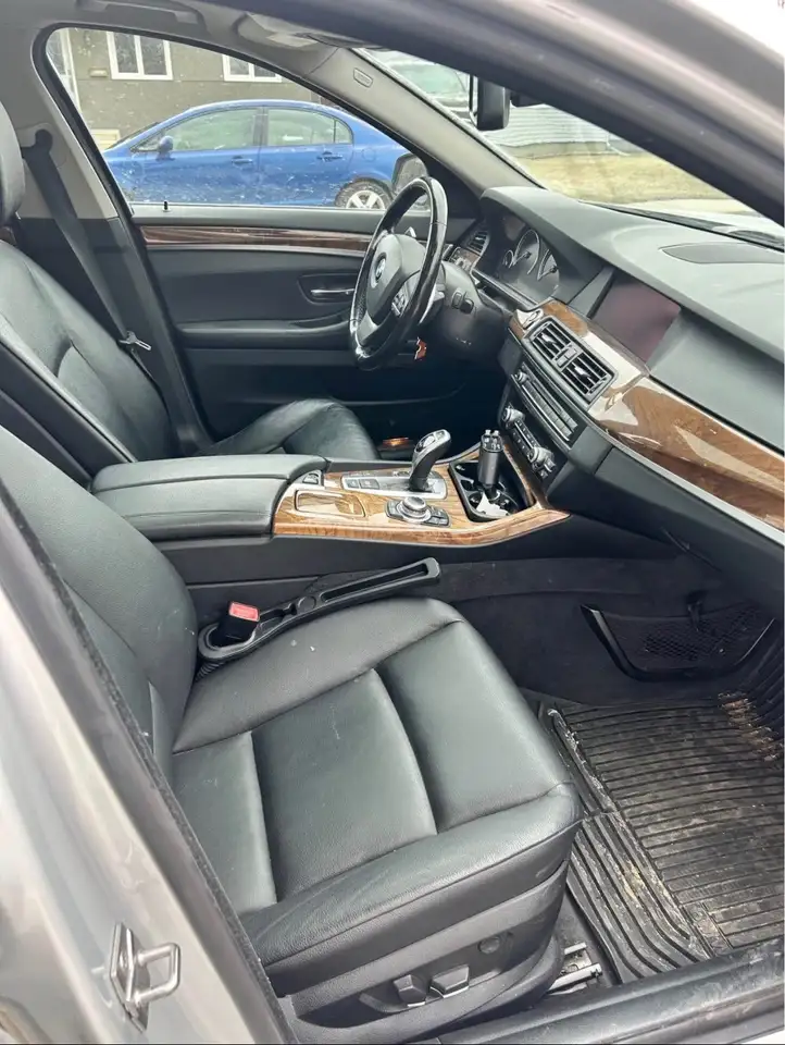 BMW 5 Series fotografie BMW 5 Series