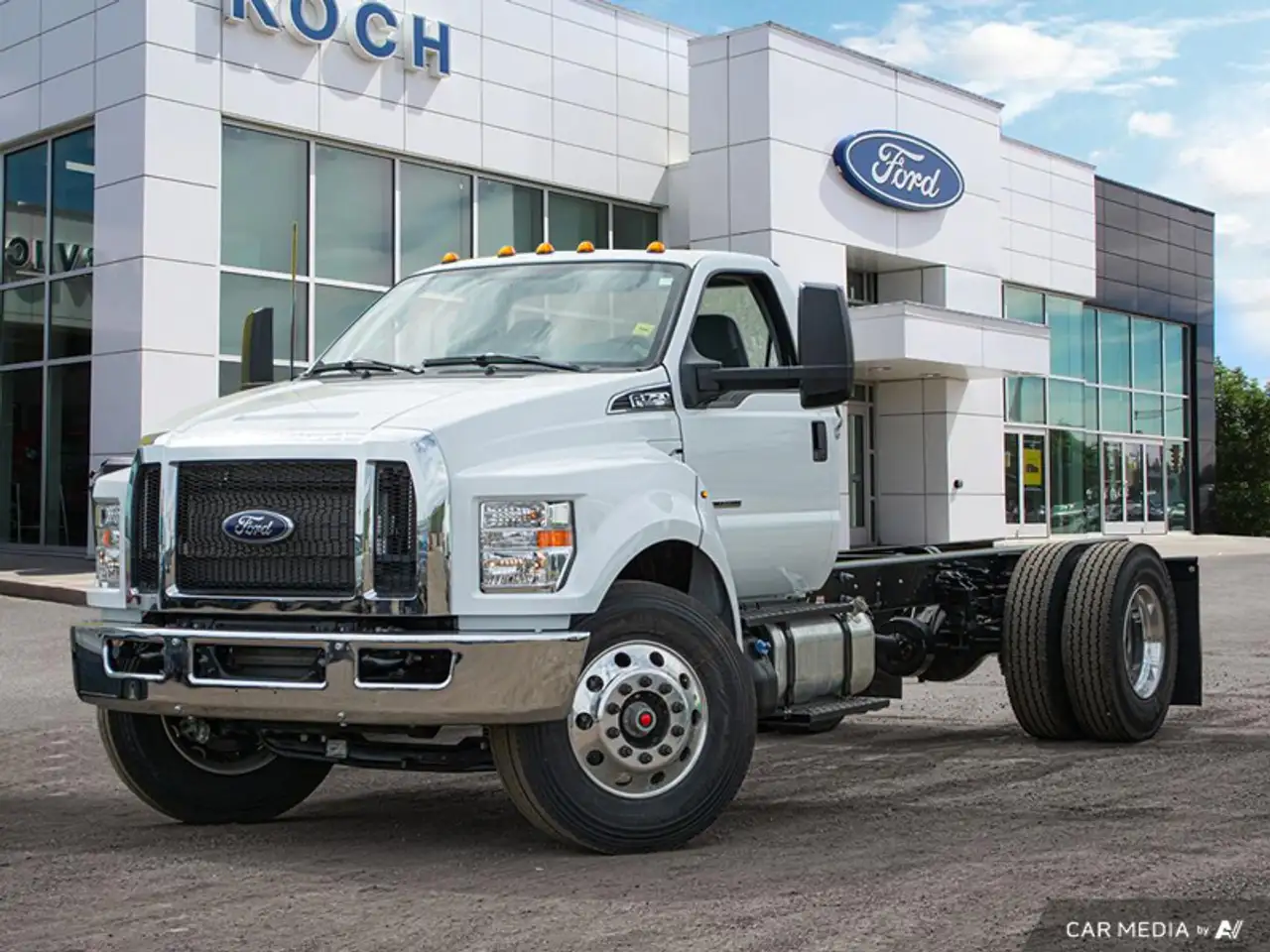 Ford F-750 Super Duty снимка Ford F-750 Super Duty