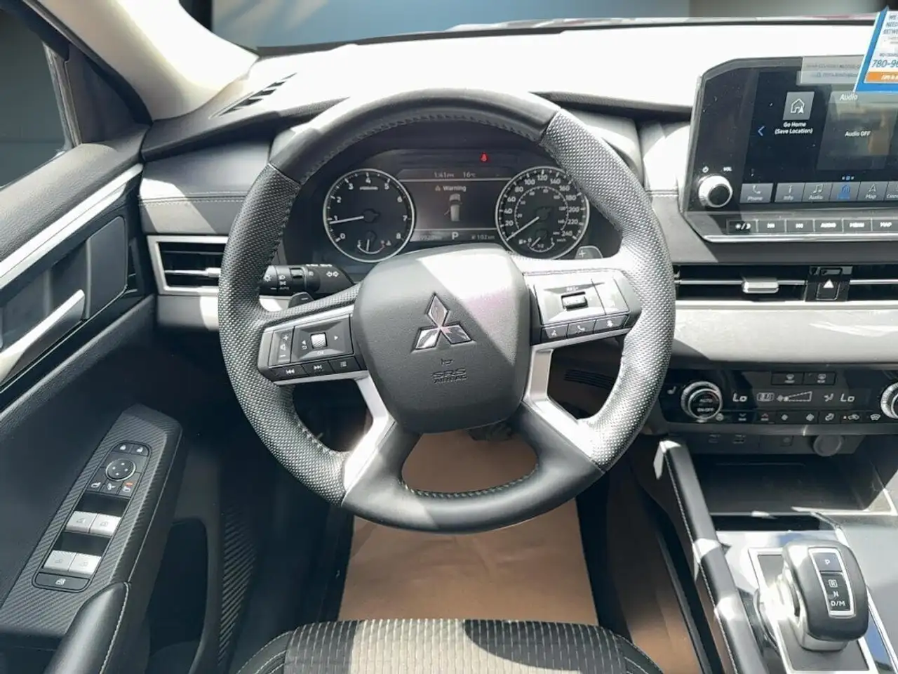Mitsubishi Outlander fotografie Mitsubishi Outlander
