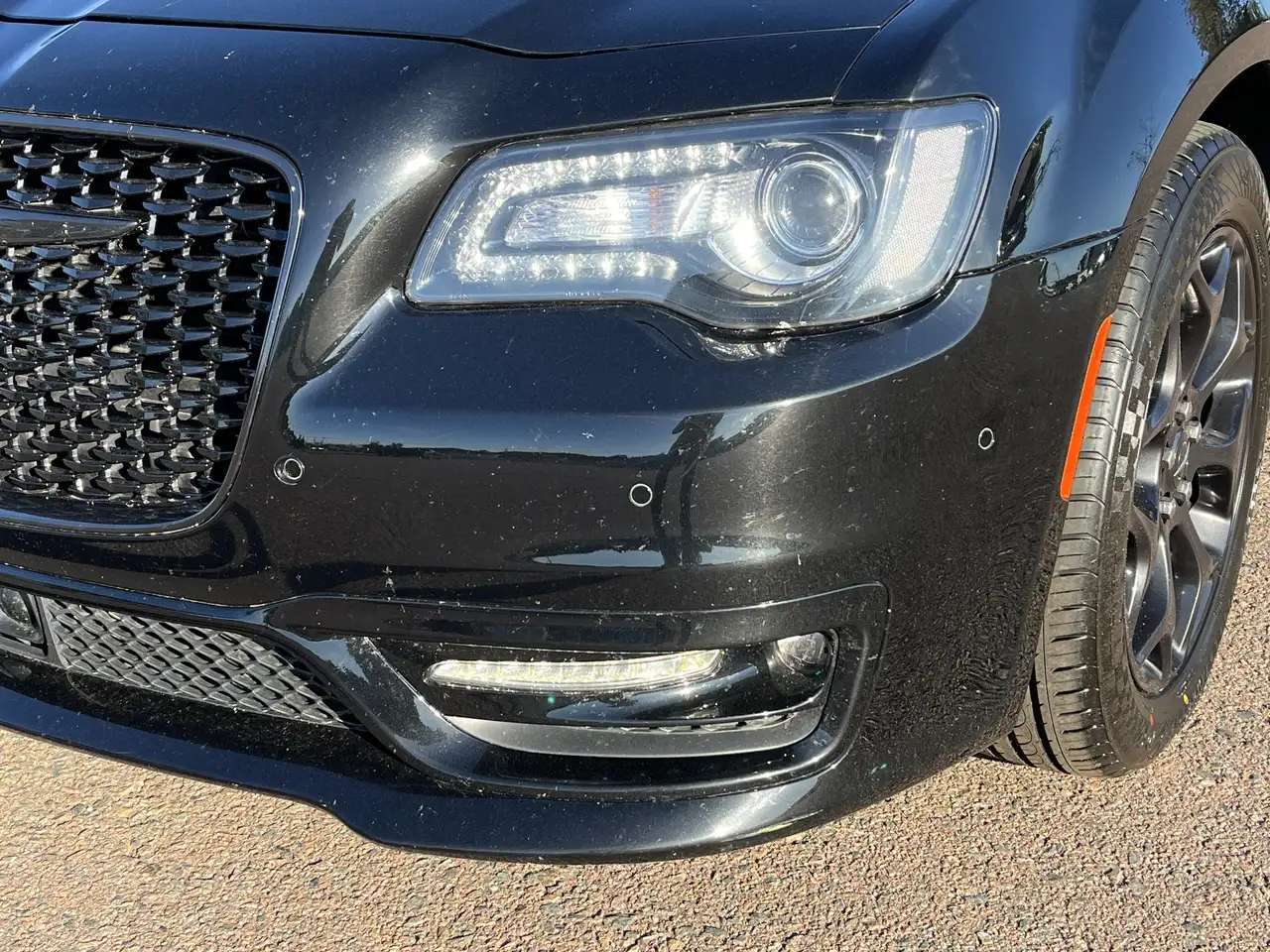 Chrysler 300 photo Chrysler 300