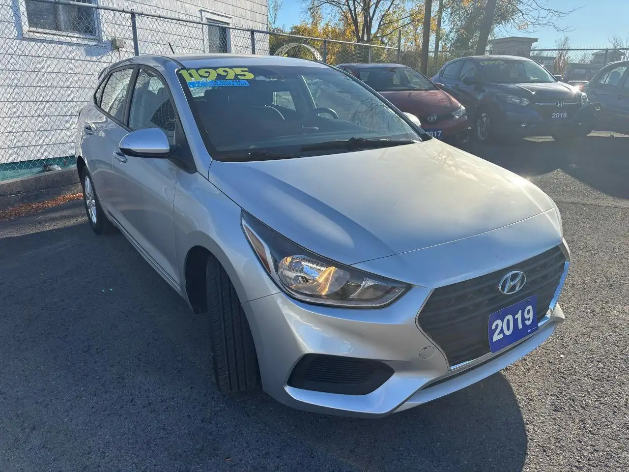 Hyundai ACCENT photo Hyundai ACCENT