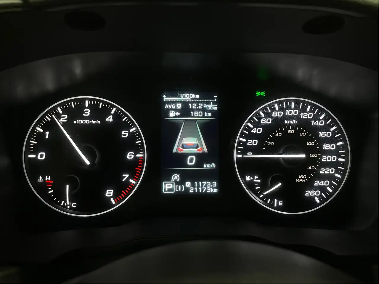Subaru Forester снимка Subaru Forester