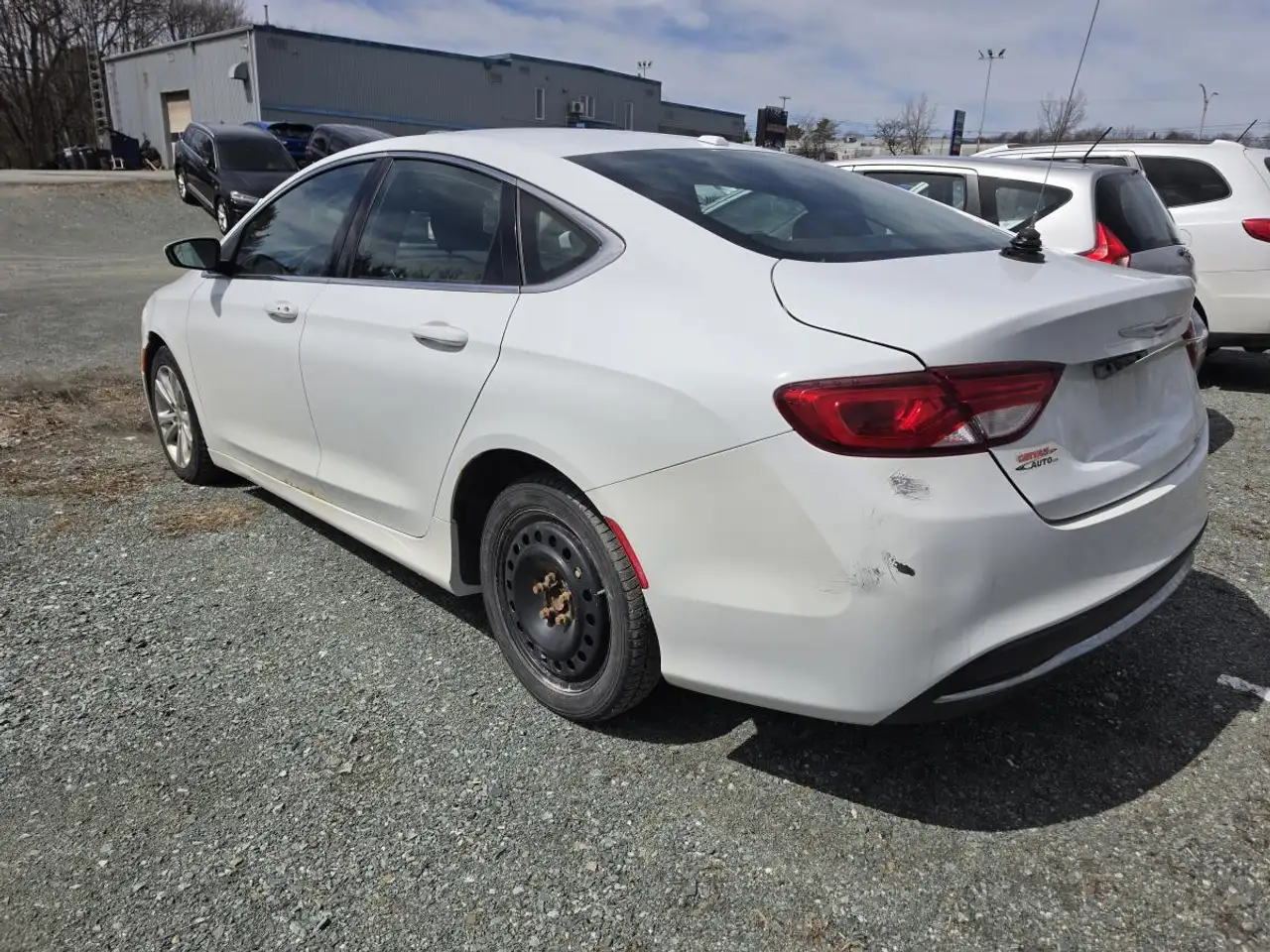 Chrysler 200 снимка Chrysler 200