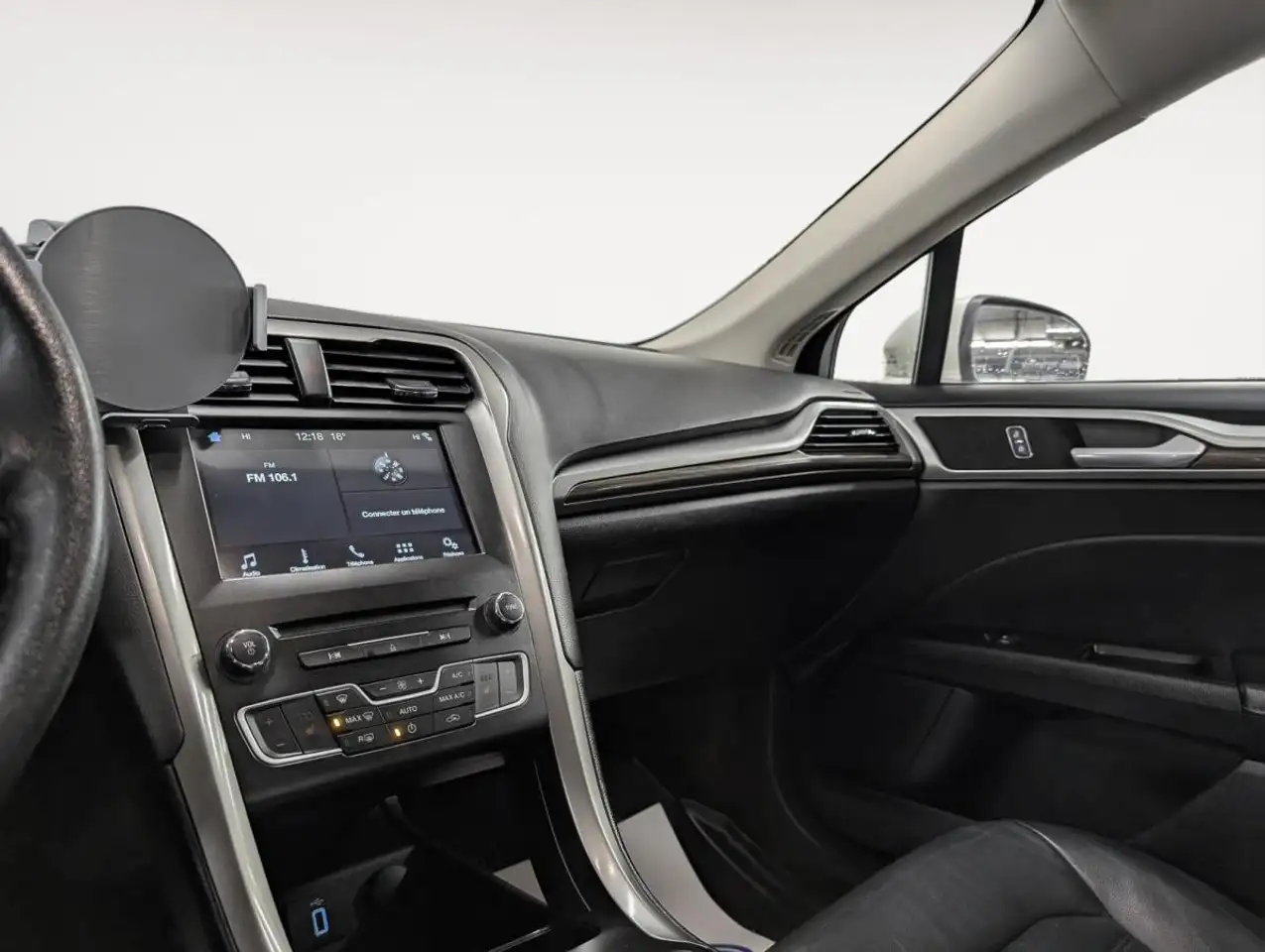 Ford Fusion Energi fotografie Ford Fusion Energi