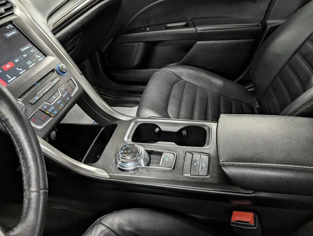 Ford Fusion Energi fotografie Ford Fusion Energi