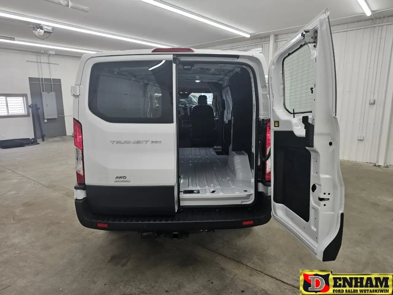 Ford Transit Cargo Van photo Ford Transit Cargo Van